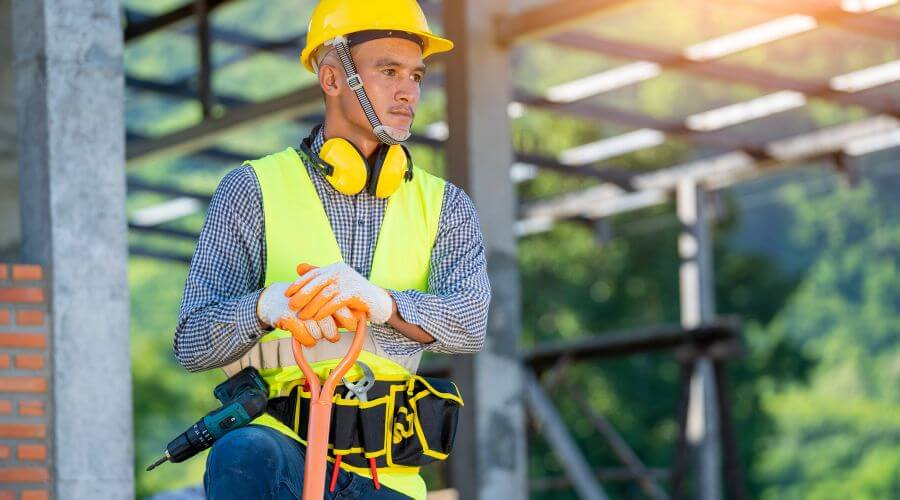 Professional gutter cleaning in Tridell, UT